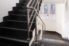 schody absolute black polerowany z paskiem antypoślizgowym